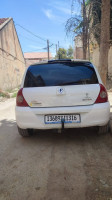 voitures-renault-clio-campus-2013-bye-berrouaghia-medea-algerie