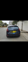 voitures-ford-fiesta-2012-dar-el-beida-alger-algerie