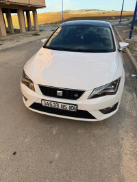 voitures-seat-leon-2015-linea-r-sour-el-ghouzlane-bouira-algerie