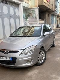 سيارات-hyundai-i30-2010-crdi-صالح-باي-سطيف-الجزائر