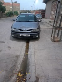 سيارات-renault-laguna-1-2000-جديوية-غليزان-الجزائر