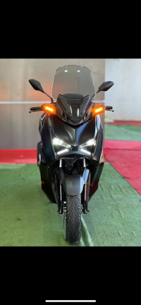 motos-et-scooters-xmax-techmax-yamaha-2024-jijel-algerie