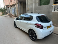 voitures-peugeot-208-2019-tlemcen-algerie