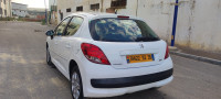 voitures-peugeot-207-2012-el-kharrouba-boumerdes-algerie