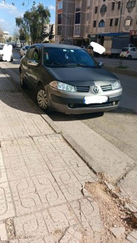 سيارات-renault-megane-2-classique-2004-بسكرة-الجزائر