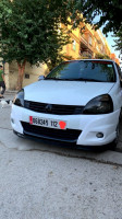 voitures-renault-clio-campus-2012-bye-alger-centre-algerie