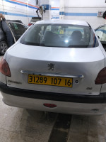 voitures-peugeot-206-sedan-2007-taher-jijel-algerie