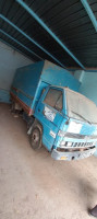 camion-izuzu-isuzu-4-faire-sidi-bel-abbes-algerie