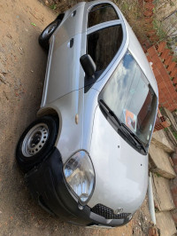 voitures-toyota-yaris-2003-alger-centre-algerie