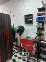 coiffure-et-cosmetologie-صالون-حلاقة-في-حالة-جيدة-جدا-سومة-ما-شا-الله-douera-alger-algerie