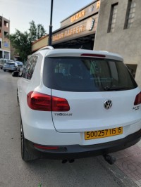 سيارات-volkswagen-tiguan-2015-carat-تيزي-وزو-الجزائر