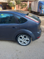 voitures-ford-focus-5-portes-2009-dar-el-beida-alger-algerie