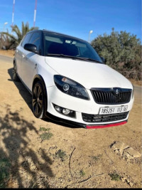 voitures-skoda-fabia-2013-monte-carlo-boumerdes-algerie