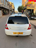 voitures-renault-clio-campus-2013-bye-ain-defla-algerie