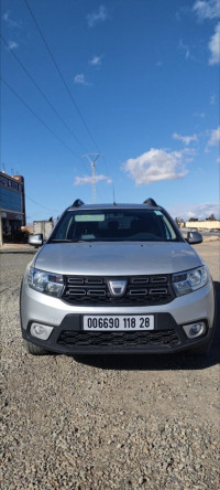 voitures-dacia-sandero-2018-stepway-restylee-sidi-aissa-msila-algerie