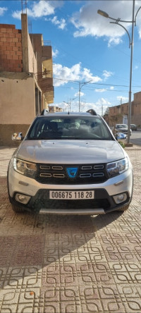 voitures-dacia-sandero-2018-stepway-restylee-sidi-aissa-msila-algerie