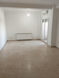 appartement-location-f4-alger-staoueli-algerie