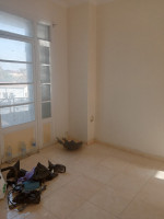 appartement-location-f3-alger-belouizdad-algerie