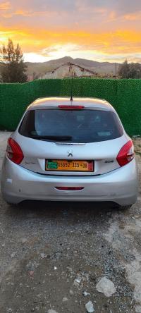 سيارات-peugeot-208-2015-allure-لرجام-تيسمسيلت-الجزائر