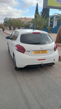 voitures-peugeot-208-2015-allure-facelift-tiaret-algerie