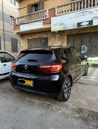 voitures-renault-clio-5-boite-automatique-2022-oran-algerie