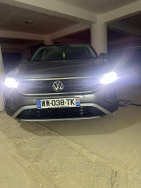 voitures-volkswagen-t-roc-2023-life-annaba-algerie