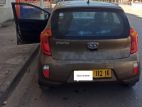 voitures-kia-picanto-2012-les-eucalyptus-alger-algerie