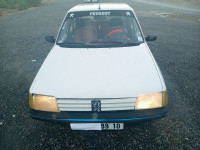 voitures-peugeot-205-1989-junior-taguedit-bouira-algerie