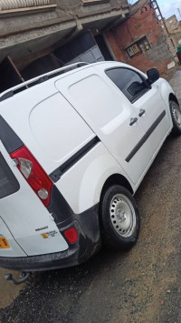 voitures-renault-kangoo-2012-bouira-algerie