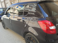 voitures-skoda-fabia-2014-visage-batna-algerie