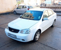 voitures-chevrolet-optra-4-portes-2012-medea-algerie