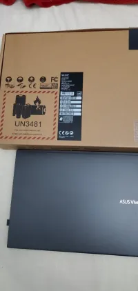 Azus vivobook i5