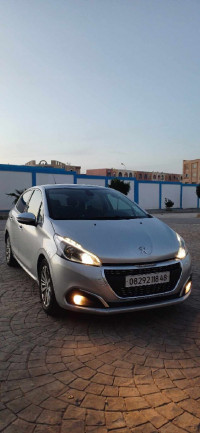 voitures-peugeot-208-2018-allure-facelift-sidi-mhamed-ben-ali-relizane-algerie