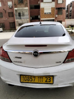 berline-opel-insignia-2011-annaba-algerie