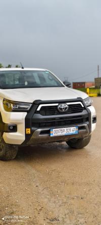 السيارات-النفعية-toyota-hilux-2021-adventir-sr5-تاورة-سوق-أهراس-الجزائر