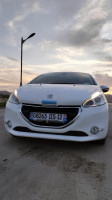 voitures-peugeot-208-2015-allure-facelift-tebessa-algerie