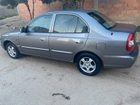 voitures-hyundai-accent-2013-mahdia-tiaret-algerie