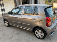 voitures-kia-picanto-2010-style-bouira-algerie