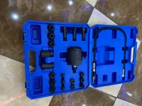 Pneumatic injector 