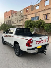 Toyota Hilux 2022 LEGEND DC 4x4