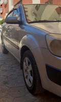 voitures-kia-rio-5-portes-2006-medea-algerie