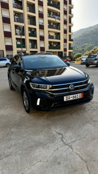 voitures-volkswagen-t-roc-2023-r-line-guelma-algerie