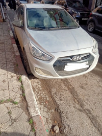 voitures-hyundai-accent-rb-5-portes-2016-alger-centre-algerie