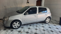 voitures-renault-clio-campus-2012-extreme-oran-algerie