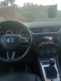 voitures-skoda-octavia-2017-ambition-medea-algerie