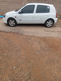 voitures-renault-clio-campus-2012-bye-sidi-lakhdaara-mostaganem-algerie