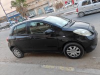 سيارات-toyota-yaris-2011-حاسي-خليفة-الوادي-الجزائر