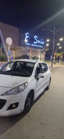 voitures-peugeot-207-2010-bir-el-djir-oran-algerie