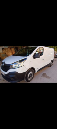 utilitaire-renault-trafic-2016-el-guerrara-ghardaia-algerie