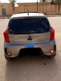 voitures-kia-picanto-2016-sportline-laghouat-algerie